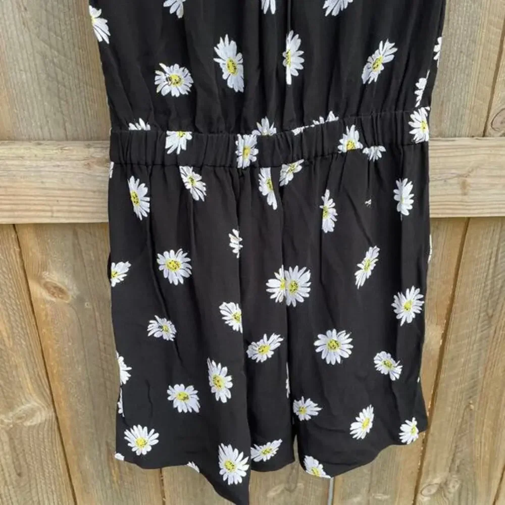 Kate Spade Romper Daisy Dot Flutter Sleeve Crepe Romper Black Size 4‎ Summer